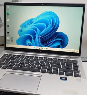 New Laptop HP EliteBook 840 G8 16GB Intel Core I7 SSD 512GB