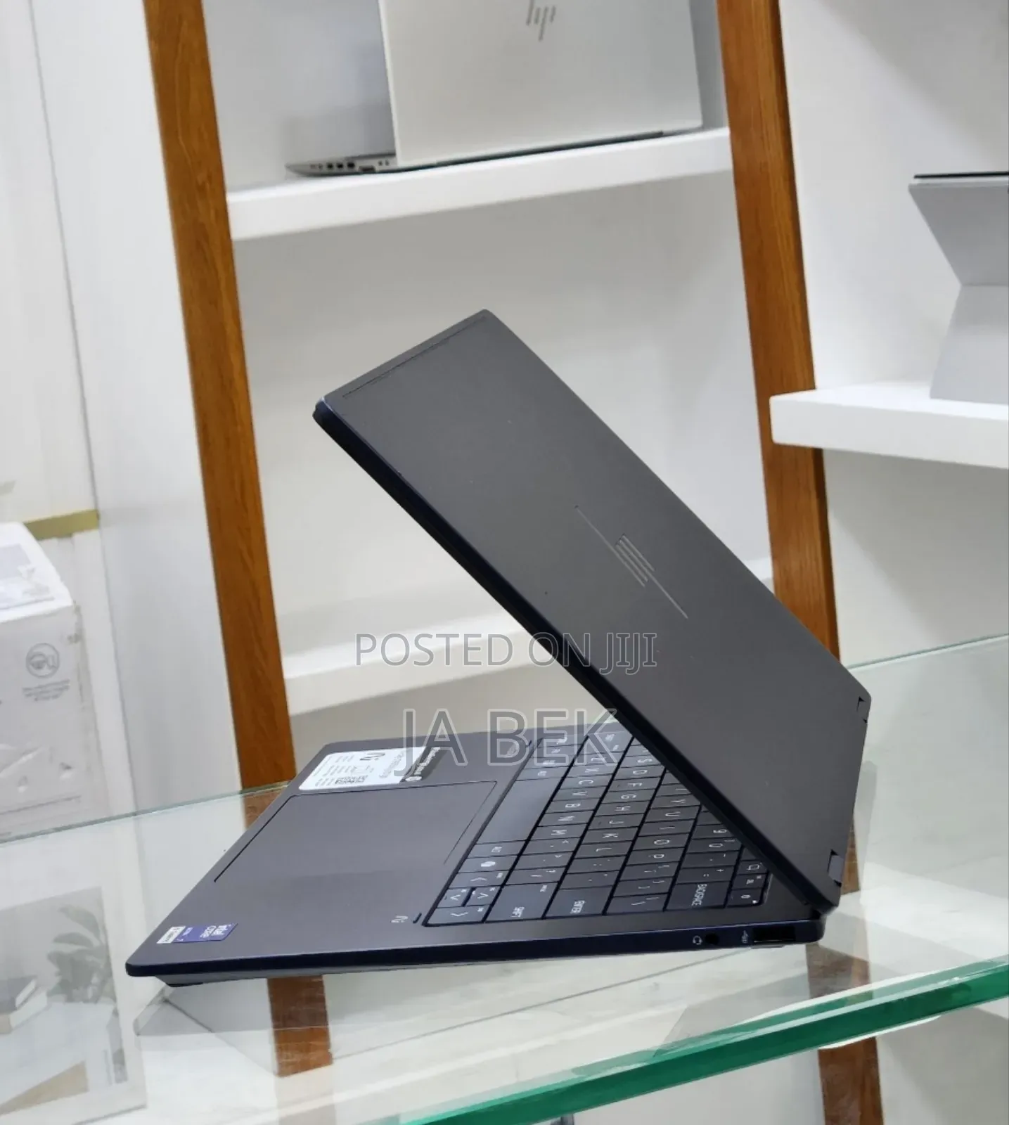 New Laptop HP OmniBook Ultra Flip 14" 16GB Intel Core Ultra 7 SSD 1T