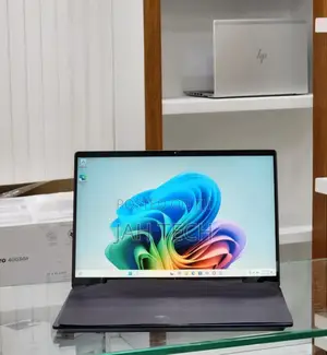 New Laptop HP OmniBook Ultra Flip 14" 16GB Intel Core Ultra 7 SSD 1T