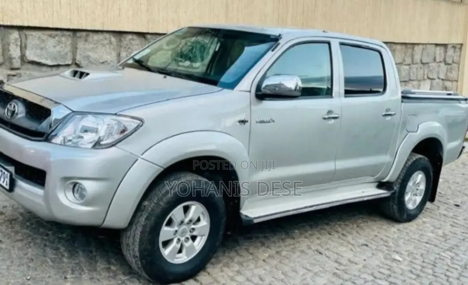 Toyota Hilux 2010 Silver