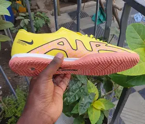 Nike Zoom Mercurial Vapor 15 Academy Ic. Part of the "Lucent Pack",