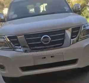 Nissan Patrol 2018 White