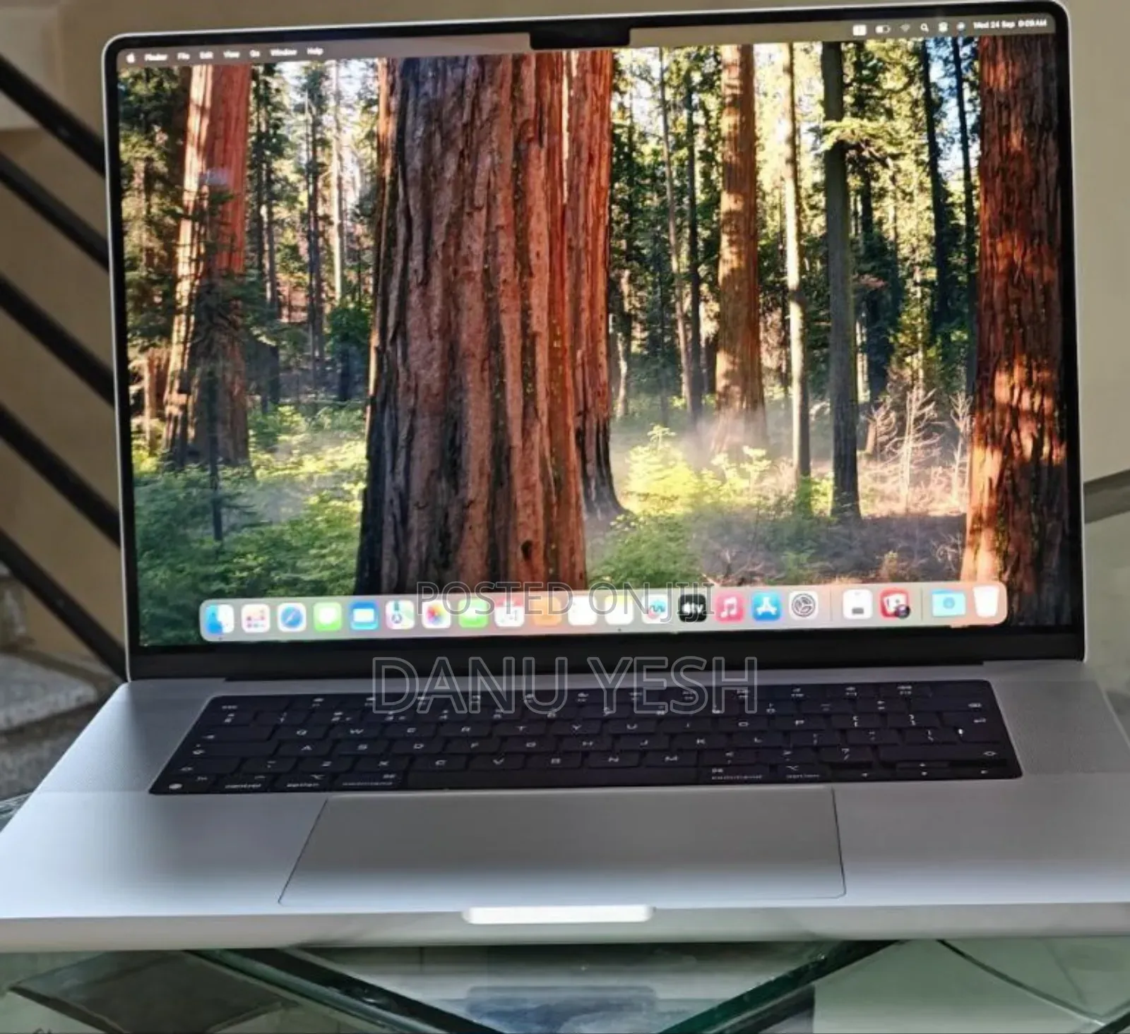 New Laptop Apple MacBook Pro 16GB Apple M1 Pro SSD 1T