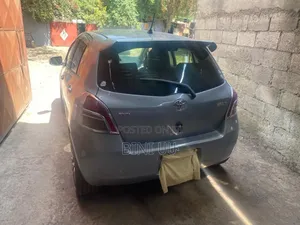 Toyota Yaris Sedan 2007 Silver