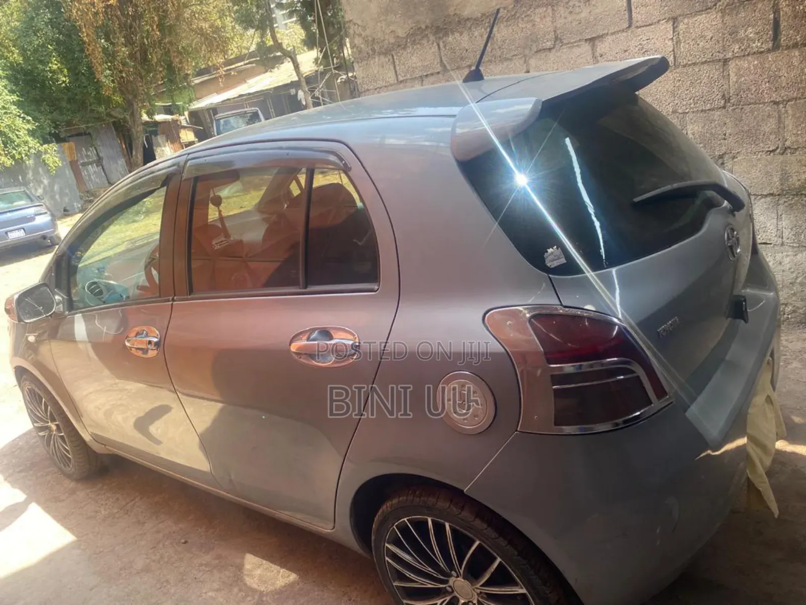 Toyota Yaris Sedan 2007 Silver