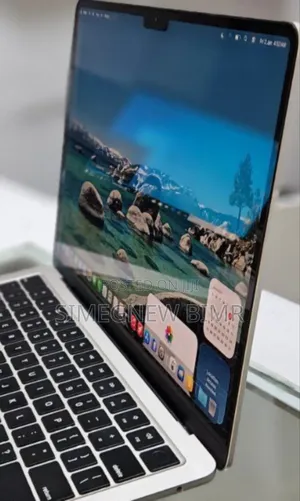 New Laptop Apple MacBook Air 2022 M2 8GB Apple M2 SSD 256GB