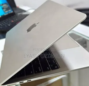 New Laptop Apple MacBook Air 2022 M2 8GB Apple M2 SSD 256GB