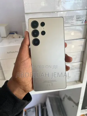 New Samsung Galaxy S25 Ultra 512 GB Gold