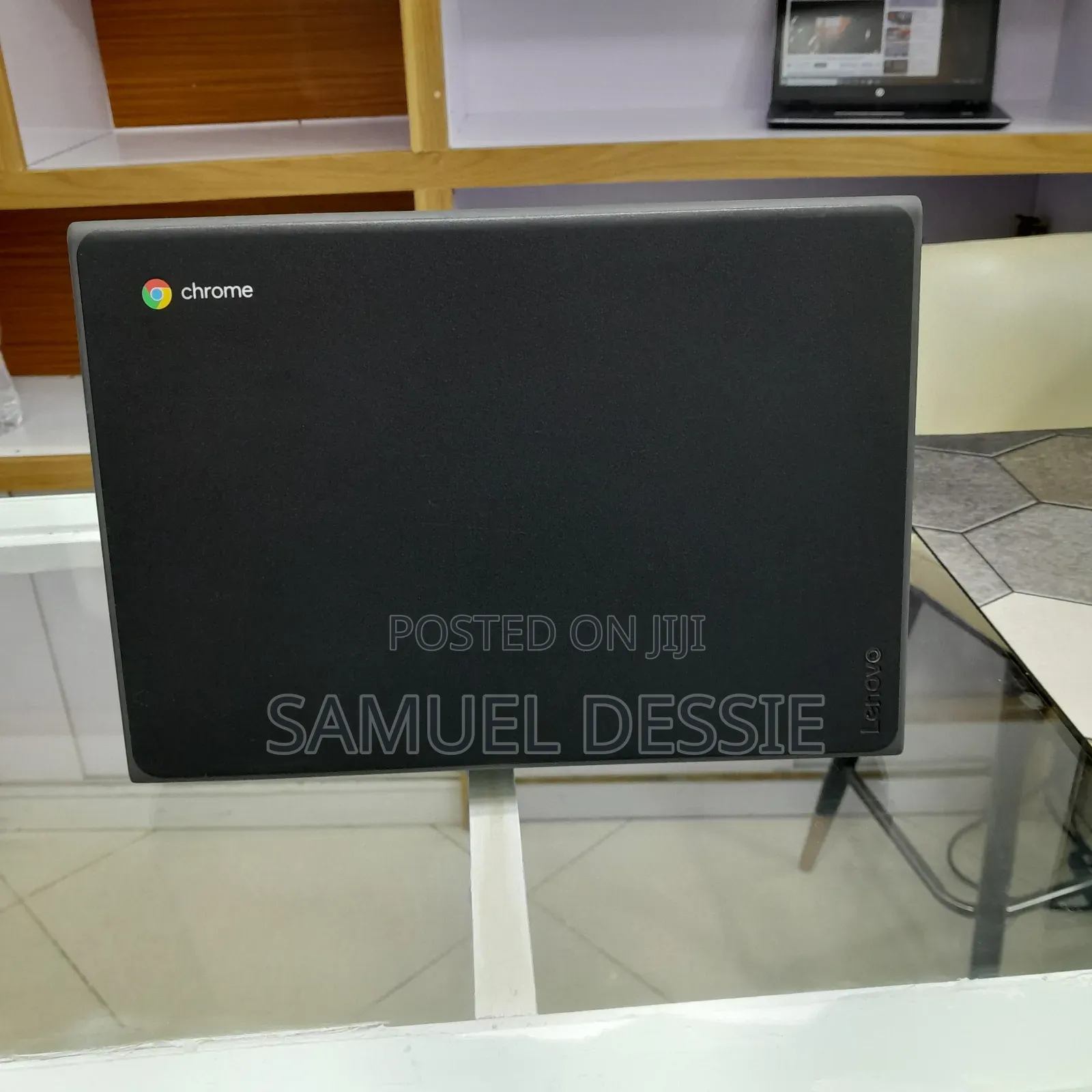 Laptop Lenovo Chromebook C330 4GB Intel SSD 32GB