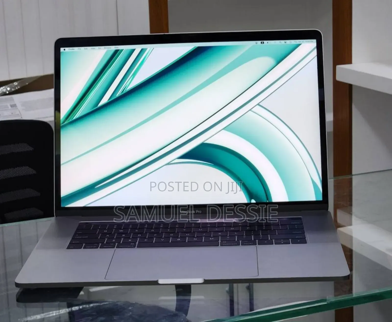 New Laptop Apple MacBook Pro 2017 16GB Intel Core I7 SSD 512GB