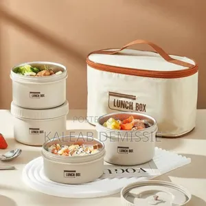 4 የምሳ እቃ ፣ 1 የምሳ እቃ መያዧ ቦርሳ በአንድ ላይ የያዘ