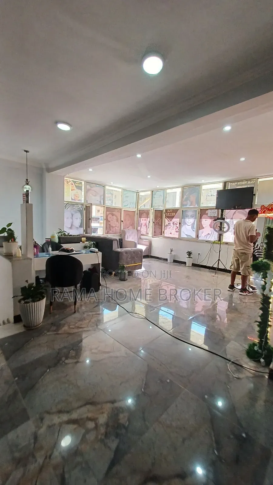 መሀል ቡልቡላ 40/60 ኮንዶሚኒየም የሚሽጥ የንግድ ሱቅ