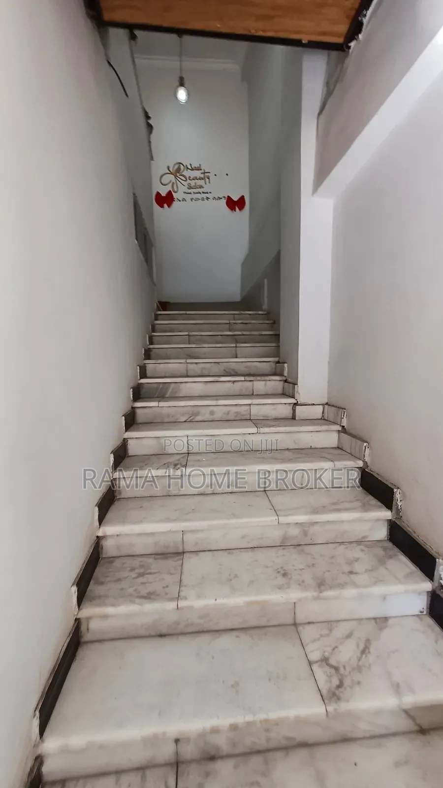 መሀል ቡልቡላ 40/60 ኮንዶሚኒየም የሚሽጥ የንግድ ሱቅ