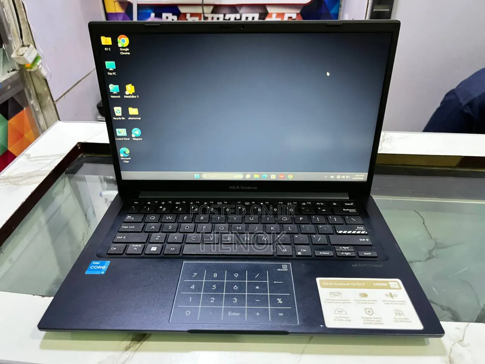 Laptop Asus VivoBook X540SA 8GB AMD Ryzen 5 SSD 256GB