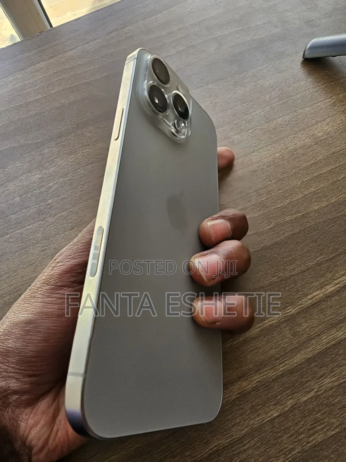 New Apple iPhone 16 Pro Max 256 GB Silver