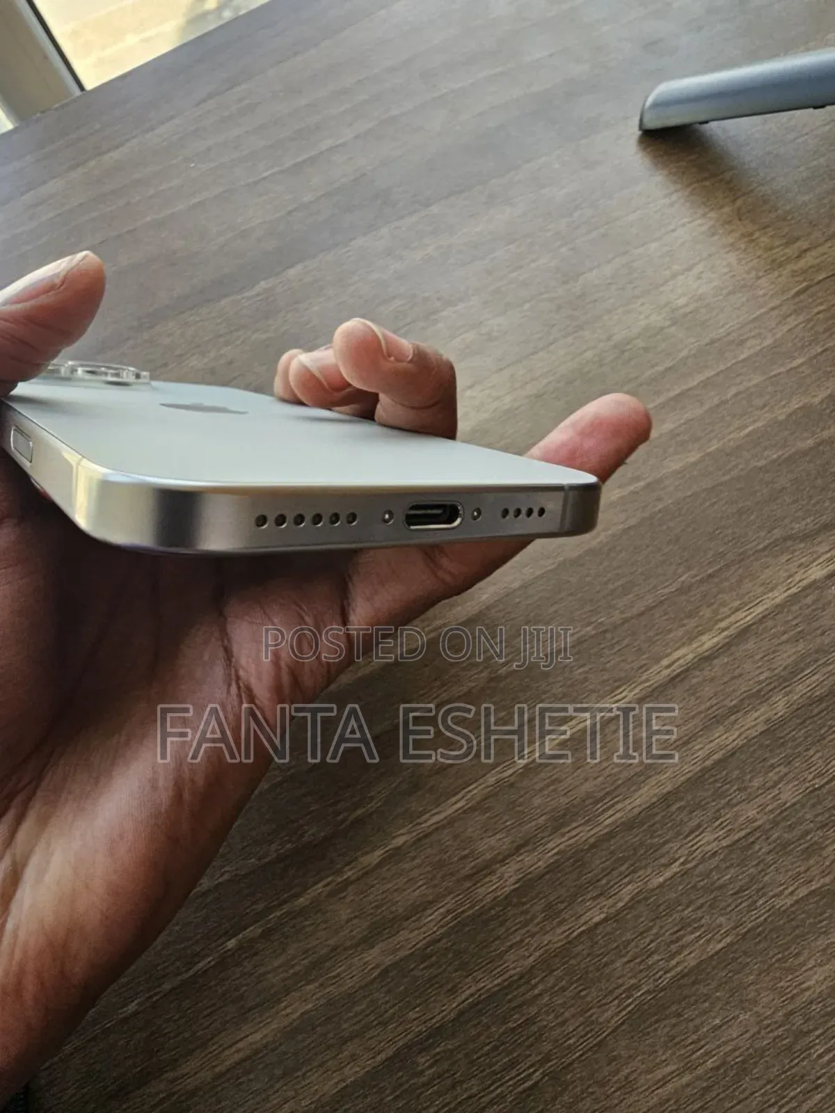 New Apple iPhone 16 Pro Max 256 GB Silver