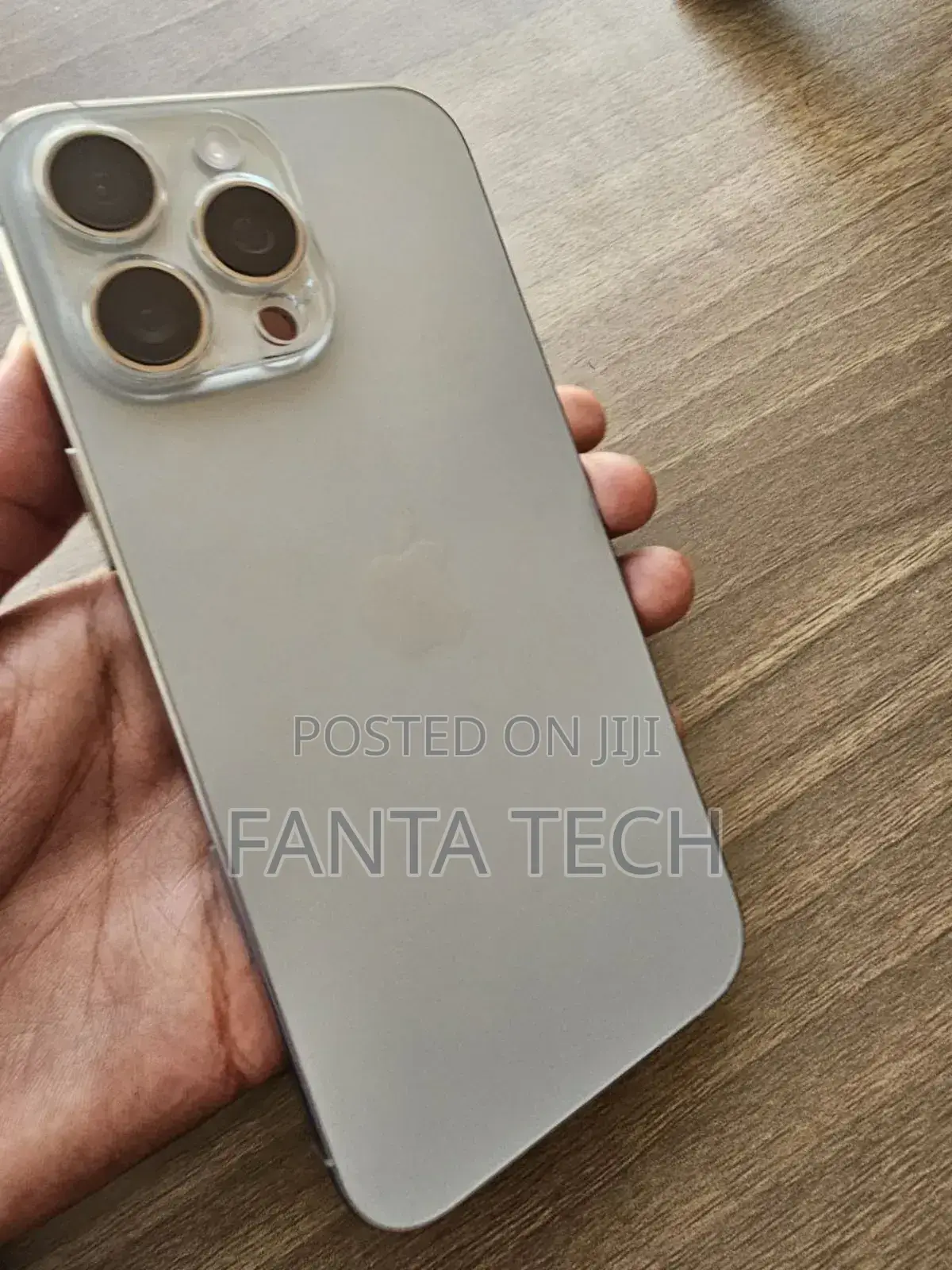 New Apple iPhone 16 Pro Max 256 GB Silver