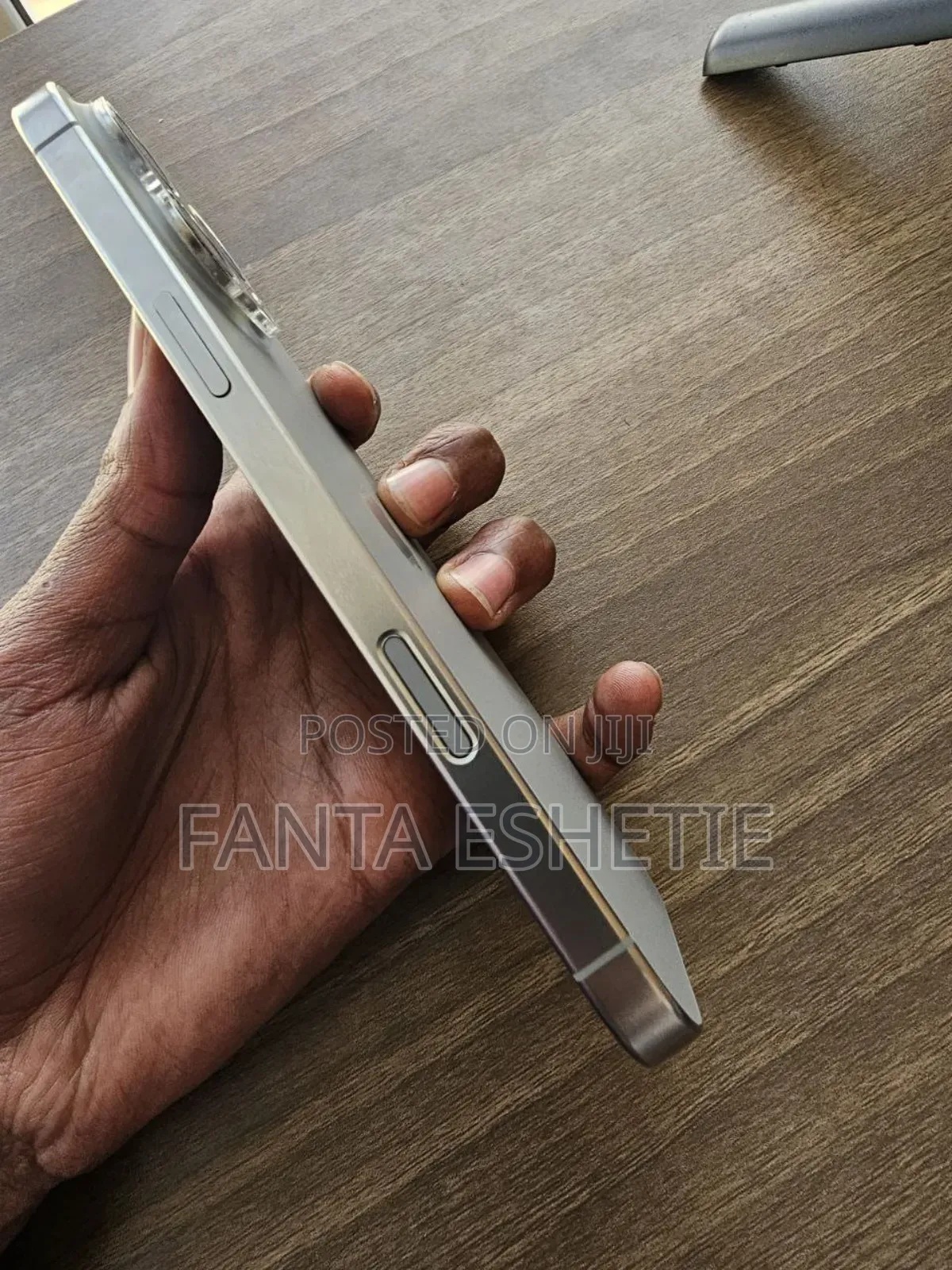 New Apple iPhone 16 Pro Max 256 GB Silver