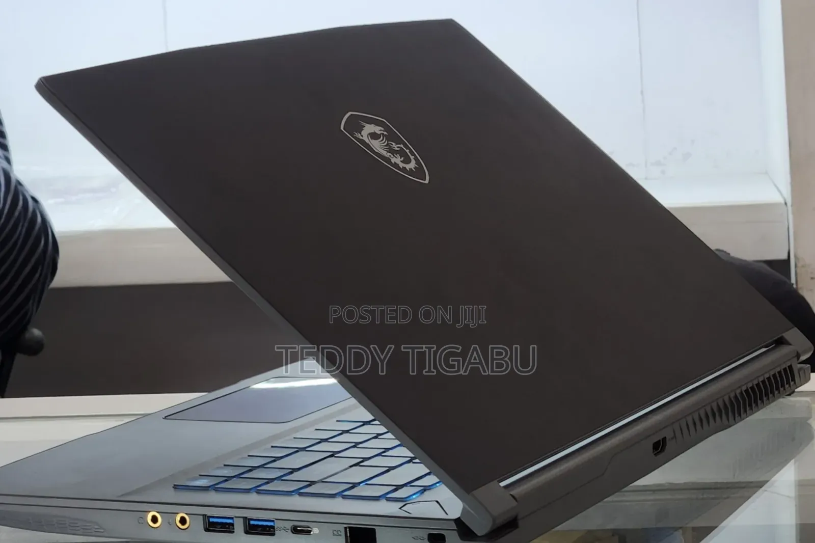 New Laptop MSI 16GB Intel Core I5 SSD 512GB