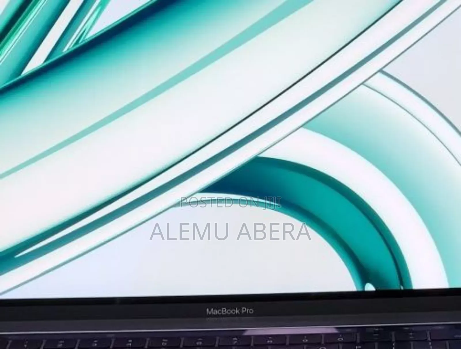 New Laptop Apple MacBook Pro 2017 16GB Intel Core I7 SSD 512GB