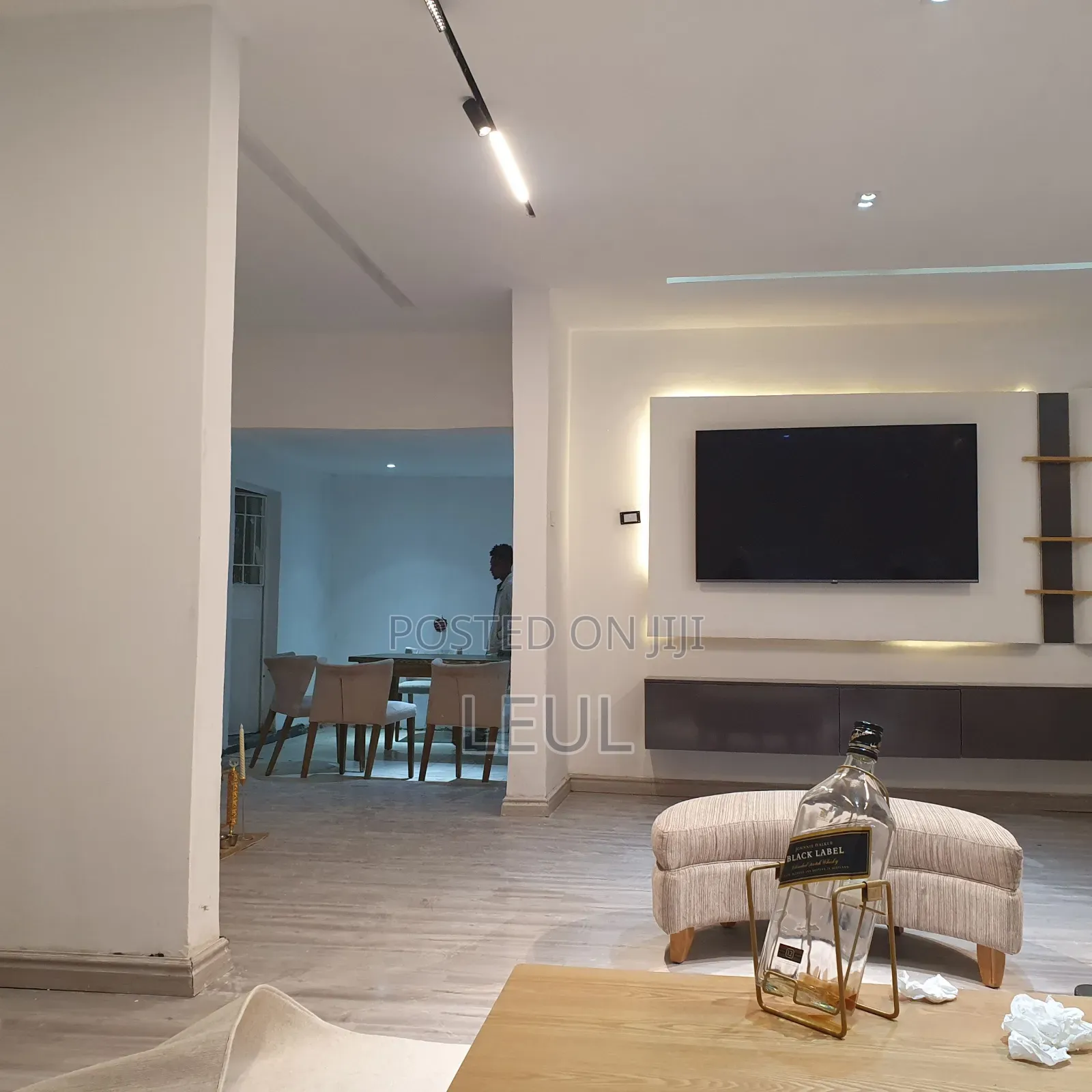 Kitchen Cabinet and Closet