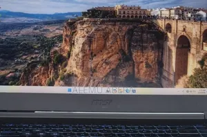 New Laptop MSI 16GB Intel Core I7 SSD 512GB