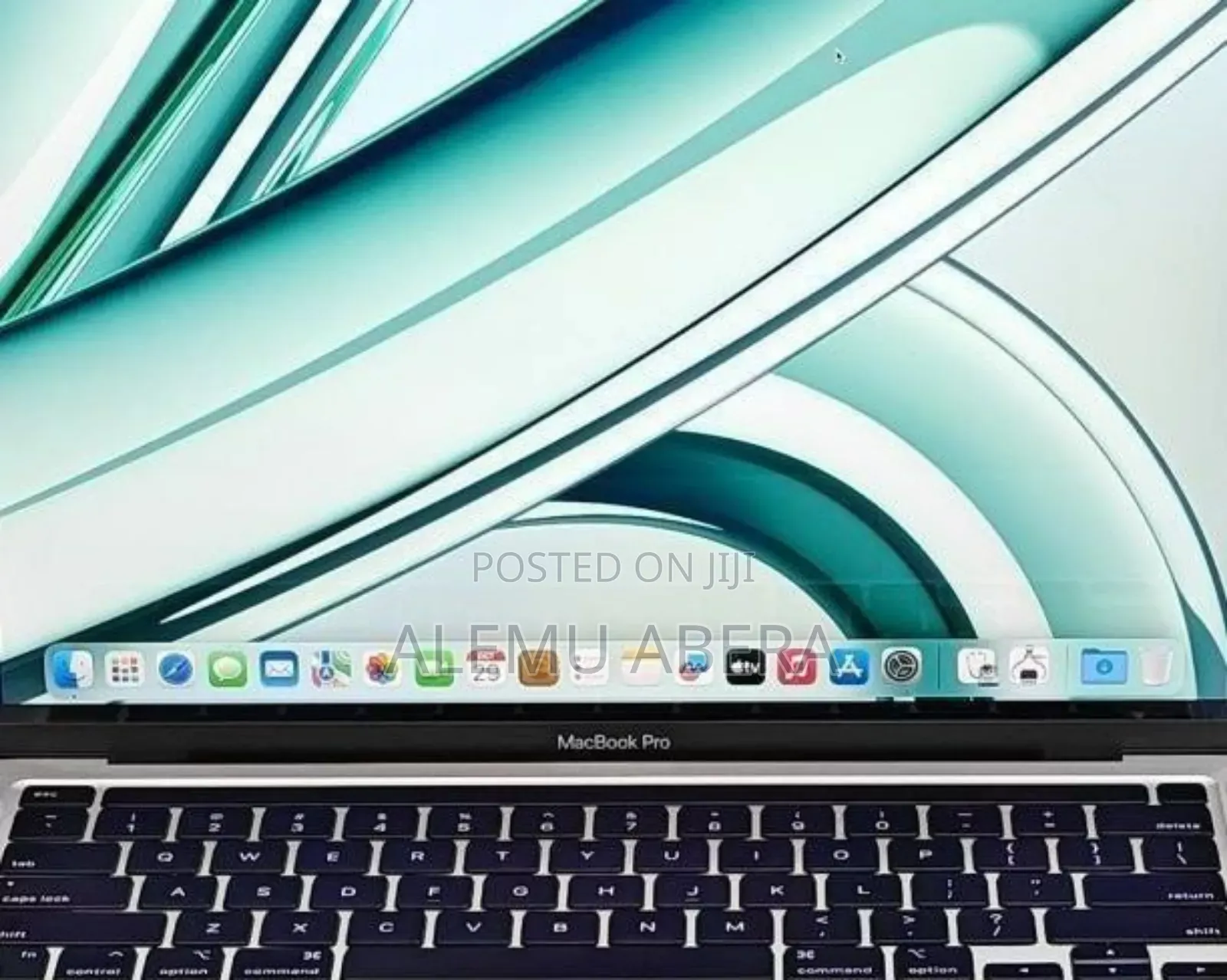 New Laptop Apple MacBook Pro 8GB Apple M2 SSD 256GB