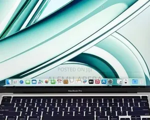 New Laptop Apple MacBook Pro 8GB Apple M2 SSD 256GB