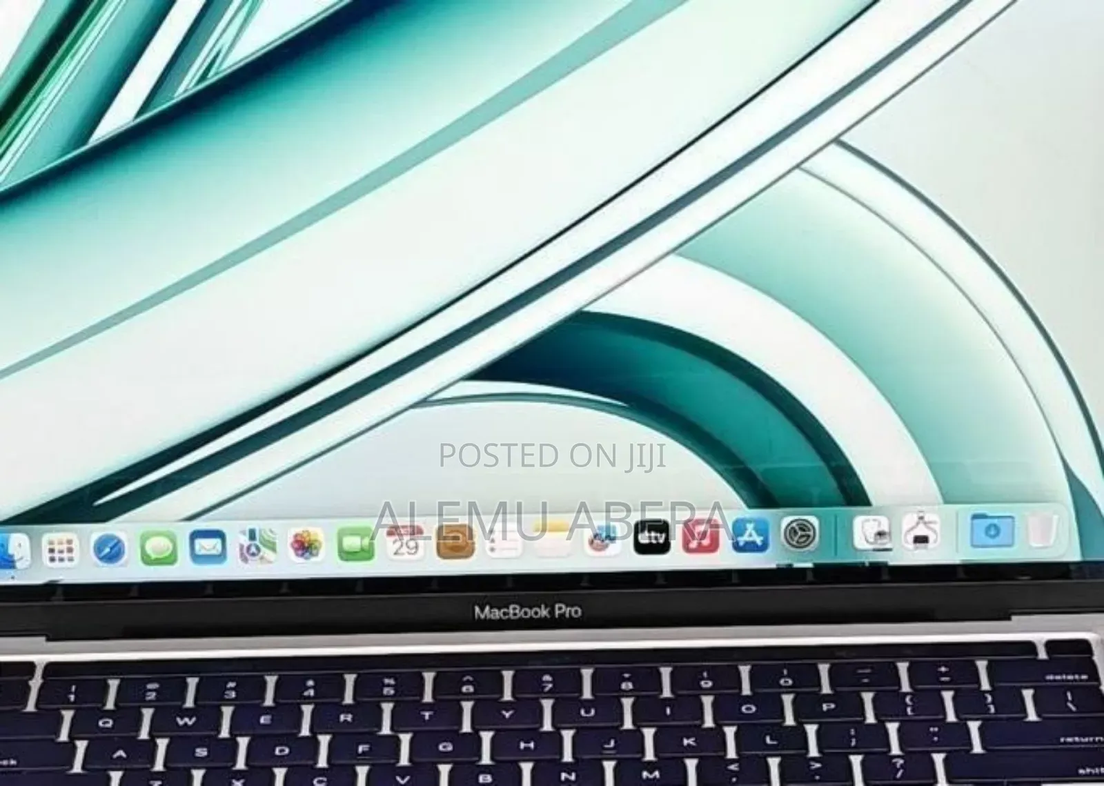 New Laptop Apple MacBook Pro 8GB Apple M2 SSD 256GB