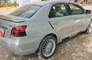 Toyota Yaris 2007 Silver