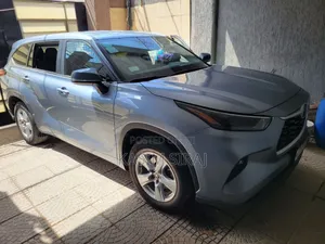 Toyota Highlander Hybrid Limited 2023 Blue