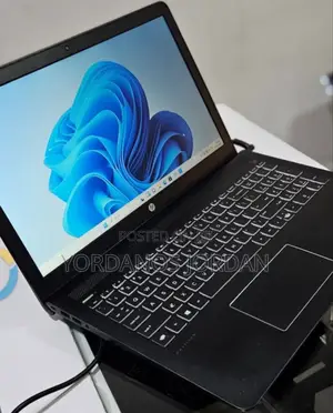 New Laptop HP Pavilion 15 8GB Intel Core I7 SSD 256GB