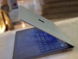 New Laptop Microsoft Surface 16GB Intel Core I7 SSD 256GB