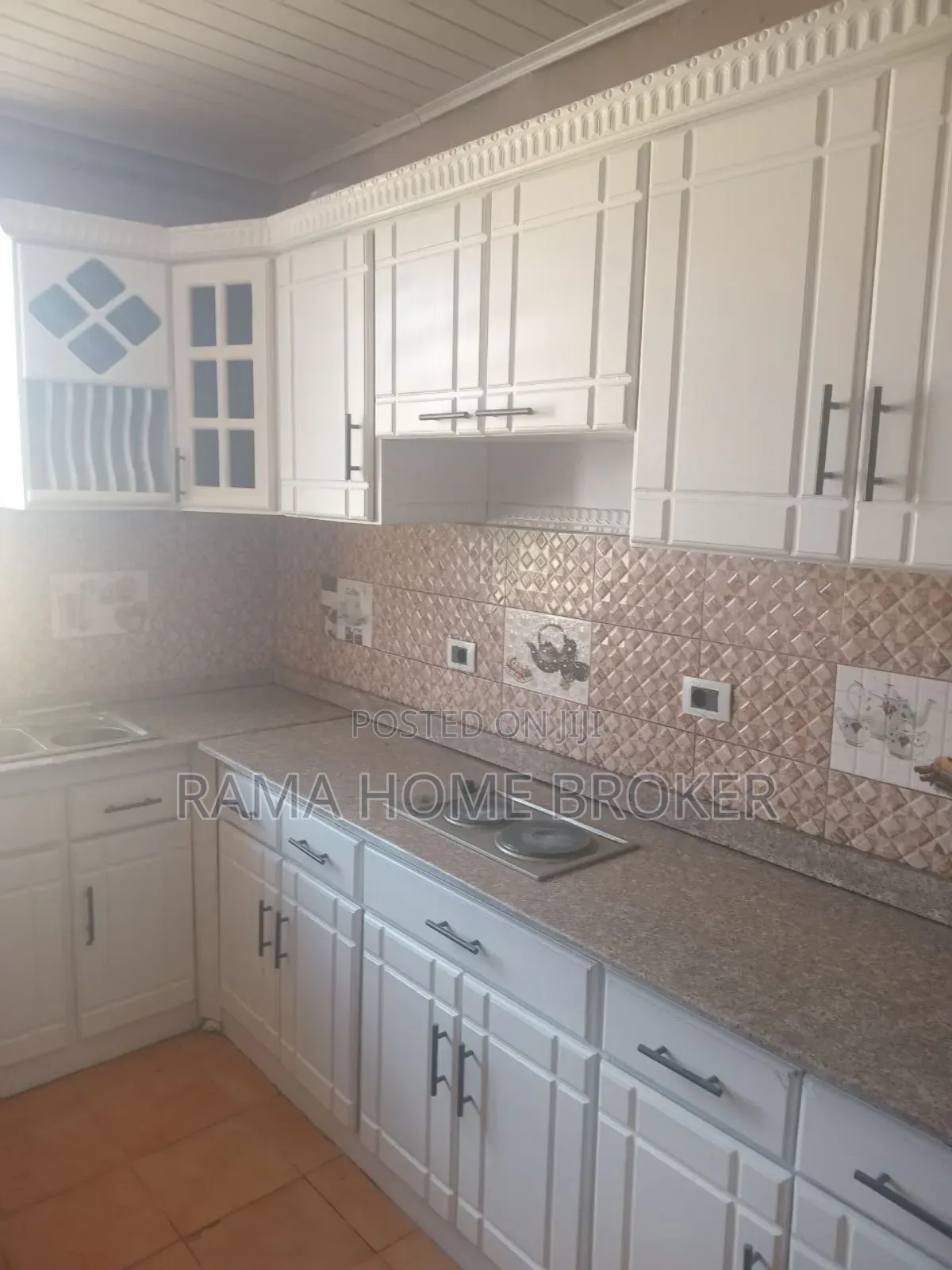 Furnished 2bdrm Condo in ባንክ 3.7 አለበት ወርሀዊ 62, Yeka for sale