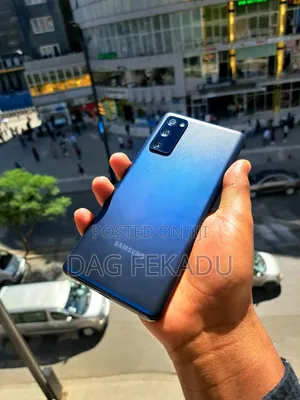 New Samsung Galaxy S20 FE 128 GB Blue