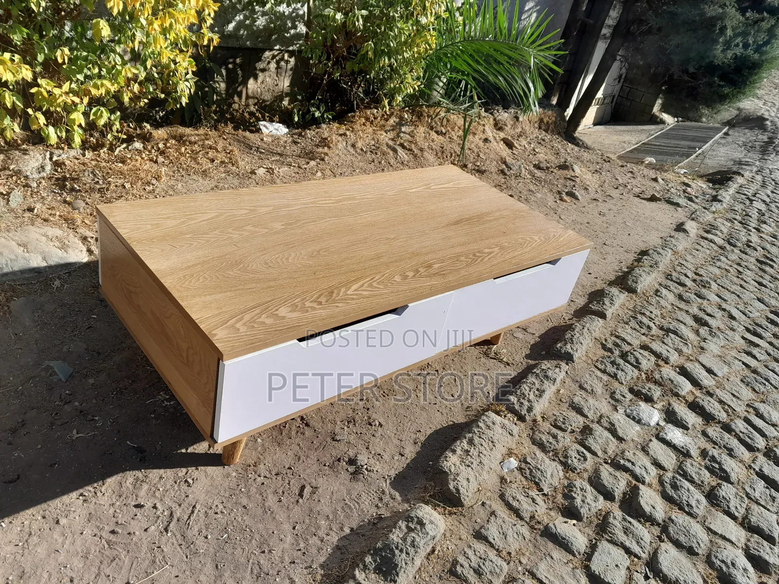 Center Table በ ሆክ MDF የተሰራ