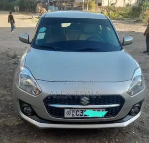 Suzuki Swift 2022 Silver