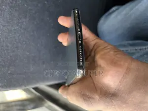 New Apple iPhone 11 Pro Max 64 GB Gray