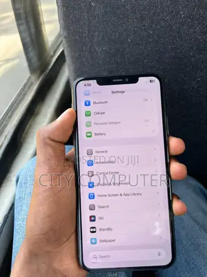 New Apple iPhone 11 Pro Max 64 GB Gray