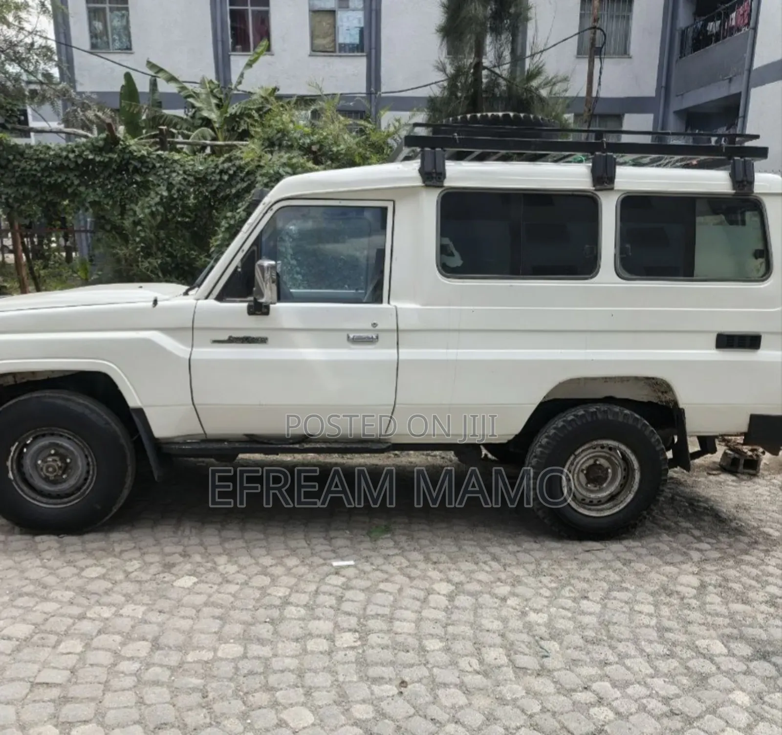 Toyota Land Cruiser 2012 White