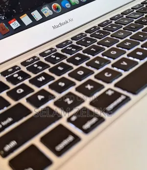 New Laptop Apple MacBook Air 2015 4GB Intel Core I5 SSD 128GB