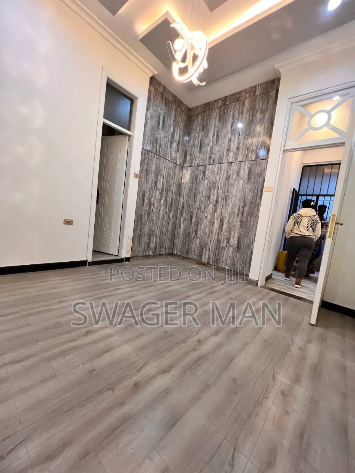 Furnished 5bdrm Villa in Cdd Area, Yeka for sale