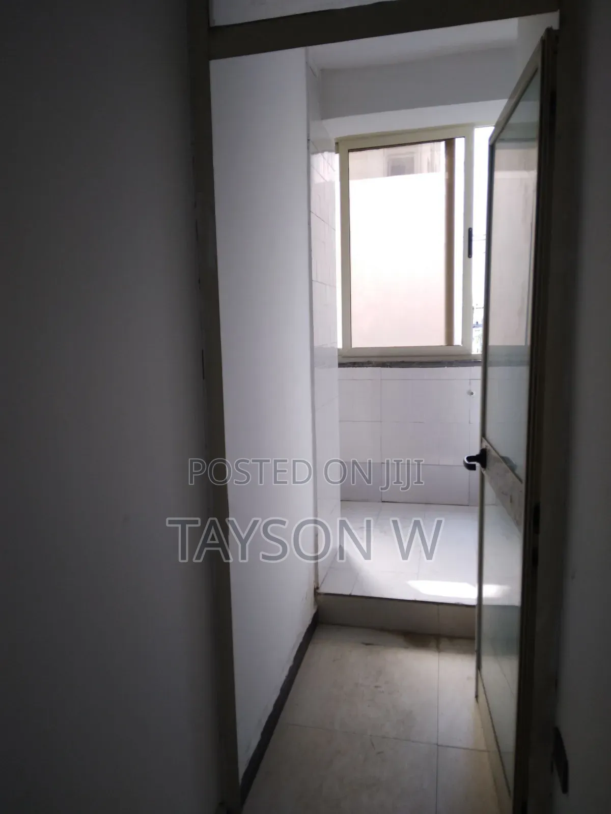 4bdrm House in Addis Abeba Semit, Bole for sale