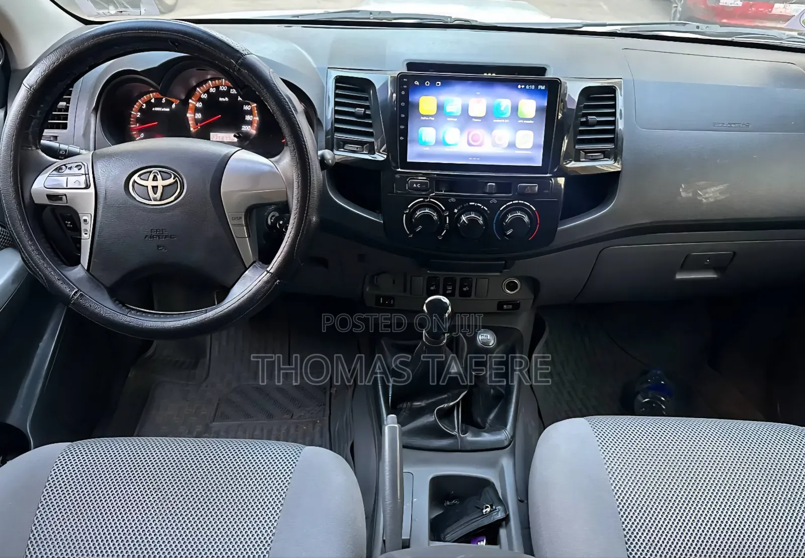 Toyota Hilux 2013 Silver