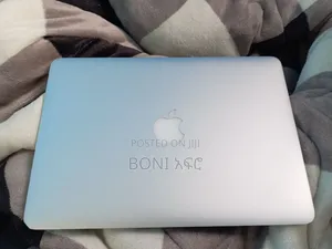 Laptop Apple MacBook Pro 2015 8GB Intel Core i5 SSD 128GB