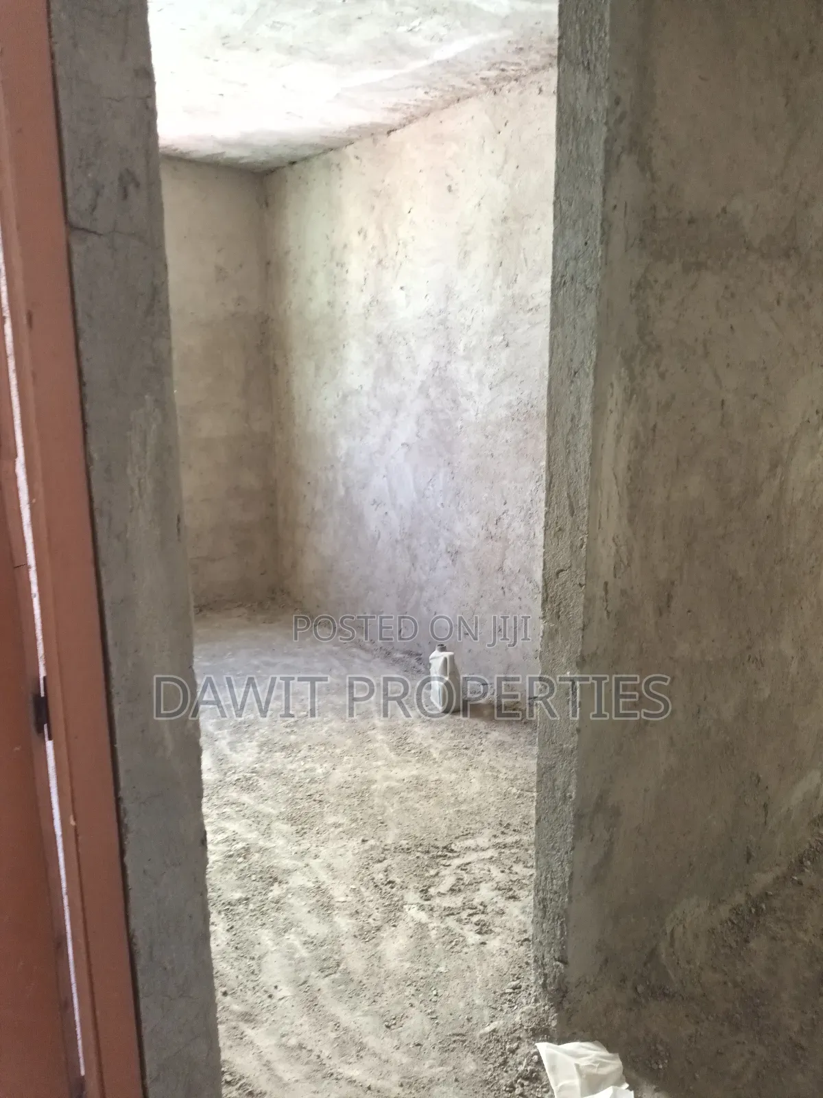 2bdrm Condo in 40/60 Condominum, Bole for sale