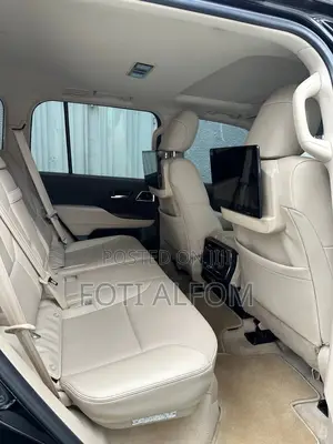 Toyota Land Cruiser 3.5 V6 2022 White