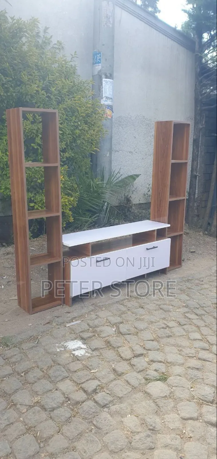 ባለ ሁለት Shelf Tv Stand