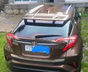 Toyota C-HR 2018 Brown
