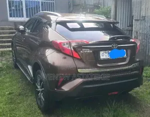 Toyota C-HR 2018 Brown